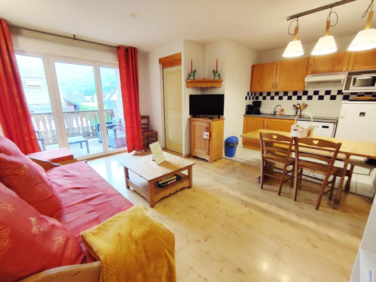 Le 102, T3 vue montagne, piscine, sauna, parking Bagnères-de-Luchon Esterno foto