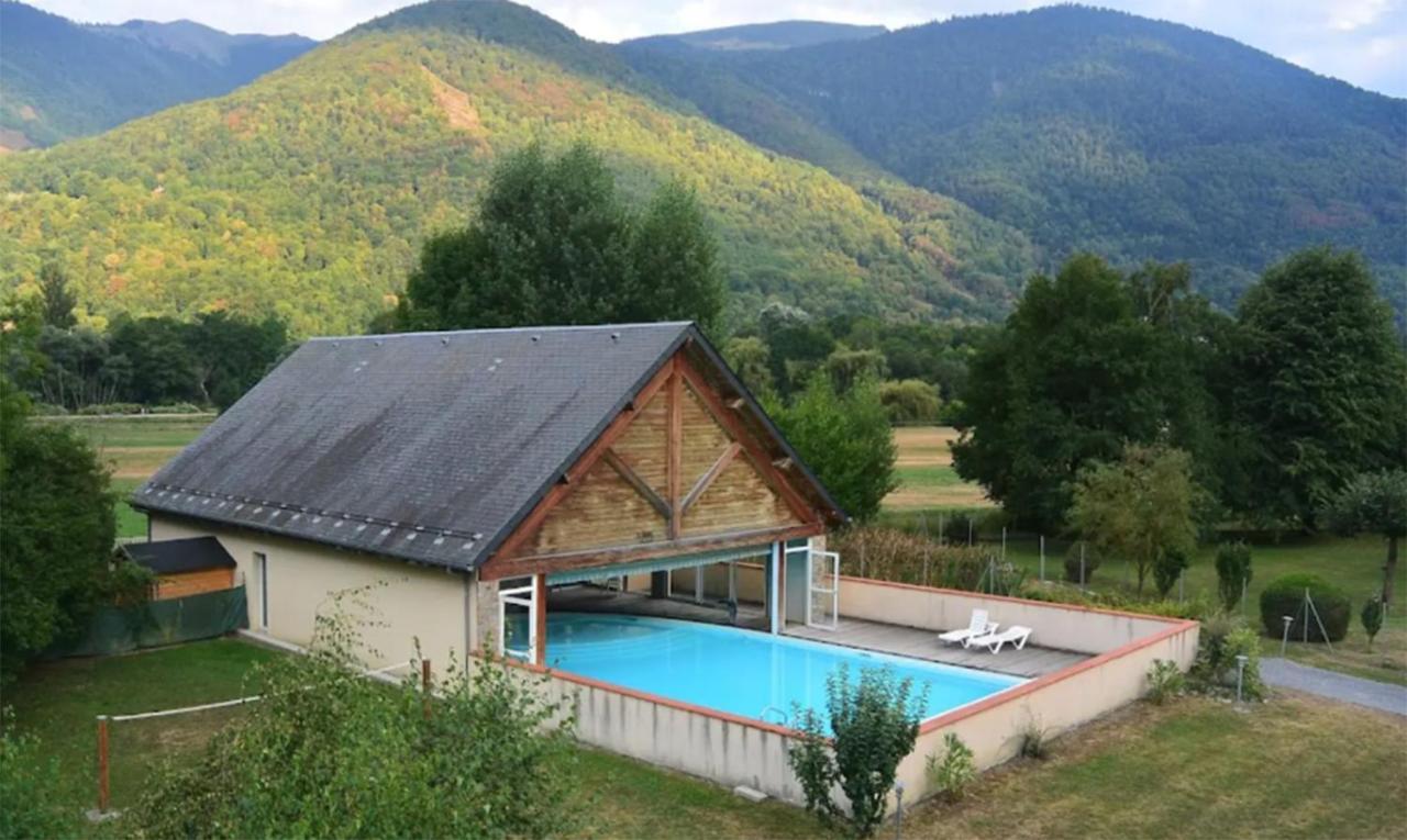 Le 102, T3 vue montagne, piscine, sauna, parking Bagnères-de-Luchon Esterno foto