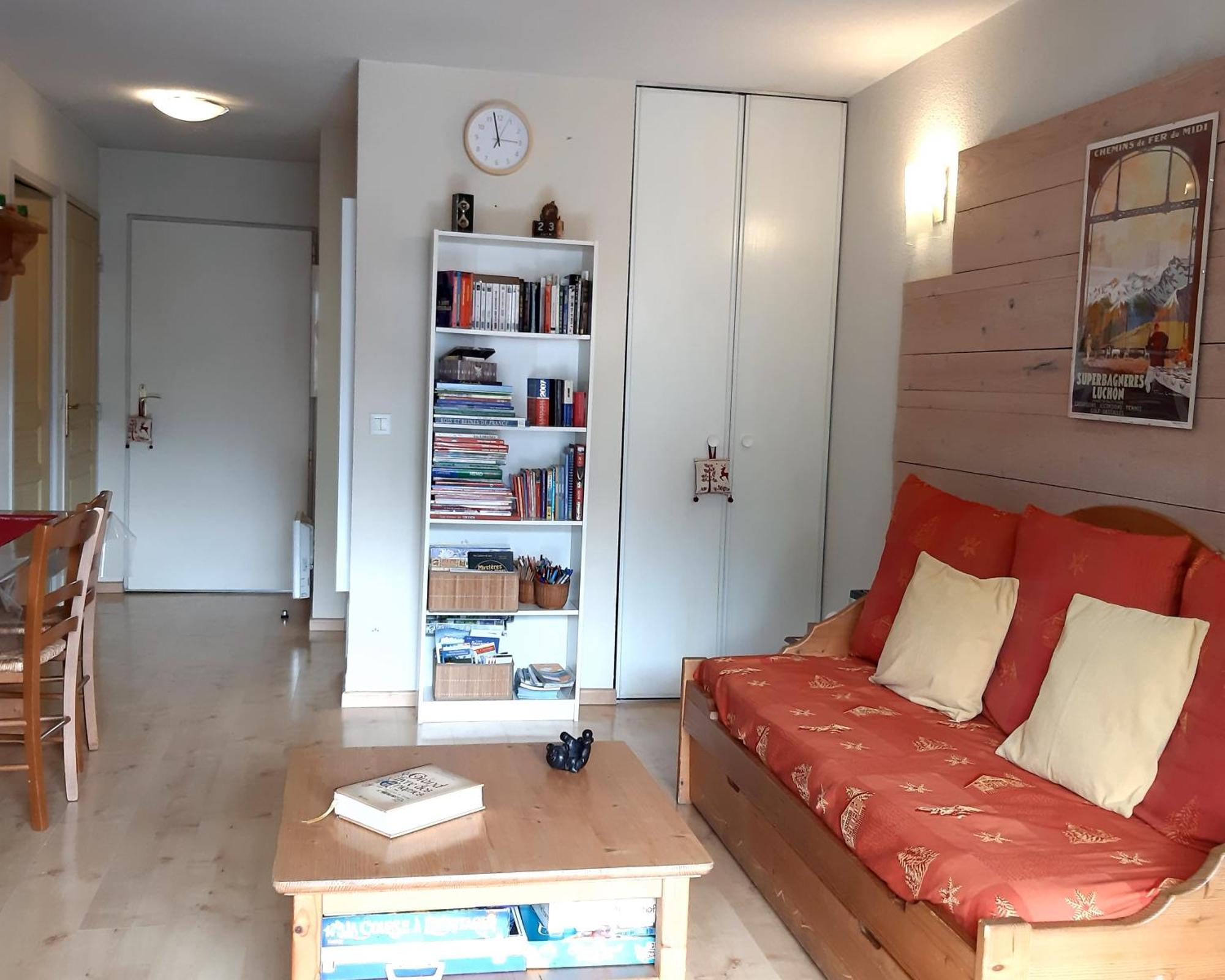 Le 102, T3 vue montagne, piscine, sauna, parking Bagnères-de-Luchon Esterno foto